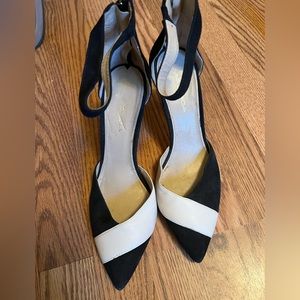 Deleting soon.  

Via Spiga suede and leather pumps